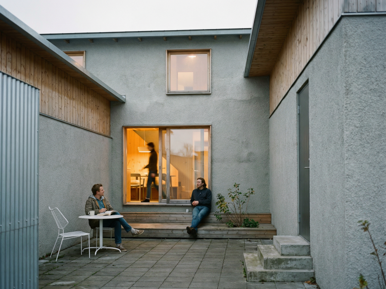 5c136e52-4fb0-4527-a0e0-f33e1fb93006